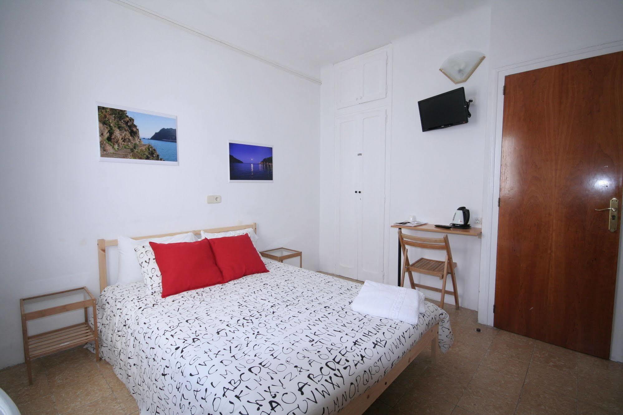 Hostal Juventus Portbou Eksteriør bilde